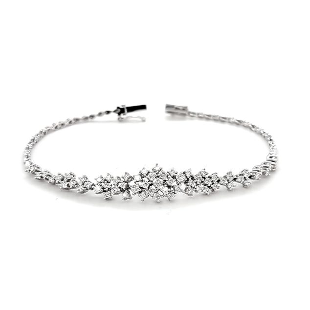 Round Cut Tapered Diamond Bracelet