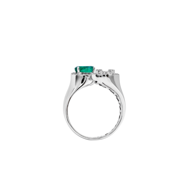 Emerald Cut Diamond Toi et Moi Ring