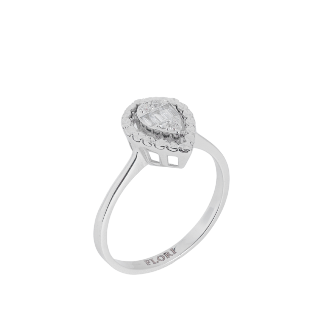Baguette and Round Cut Diamond Ring