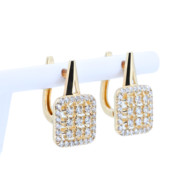 Brilliant Cut Diamond Earrings