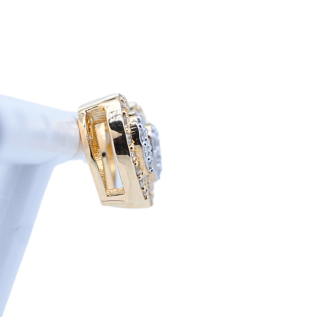 Round Cut Heart-Shaped Stud Earrings