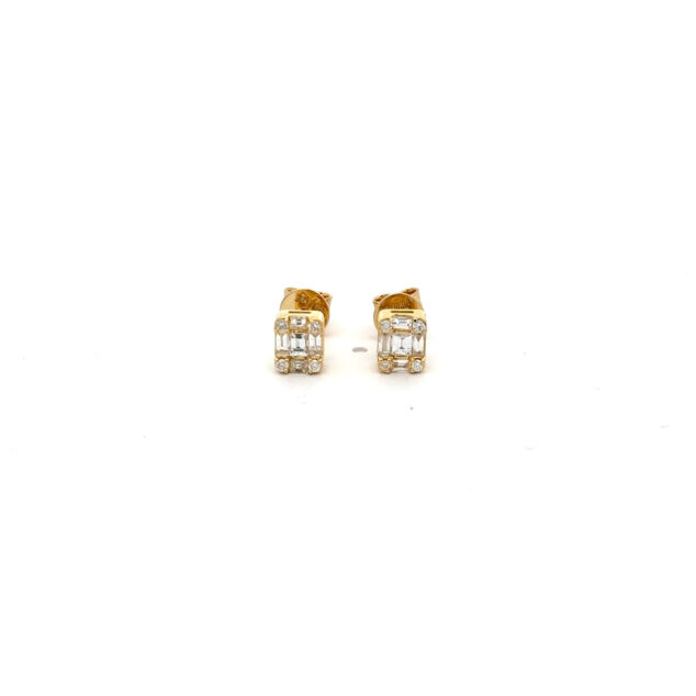 Timeless Baguette Diamond Studs