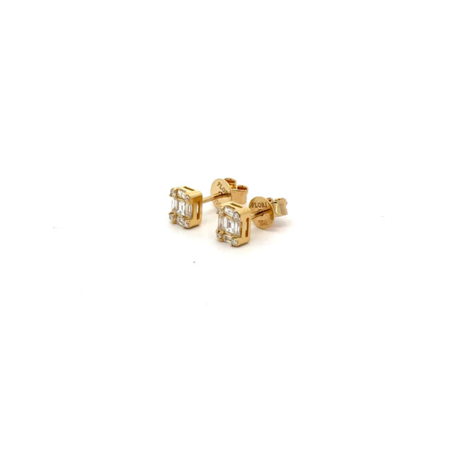 Timeless Baguette Diamond Studs